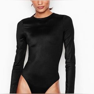 VS Open Back Long Sleeve Bodysuit - MEDIUM